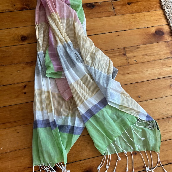 ☀️3/$25 J. Crew Pastel Striped Lightweight Summer Scarf With Fringe cotton - Picture 1 of 4